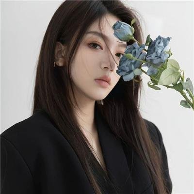 书法女孩 舞动甲子园封面